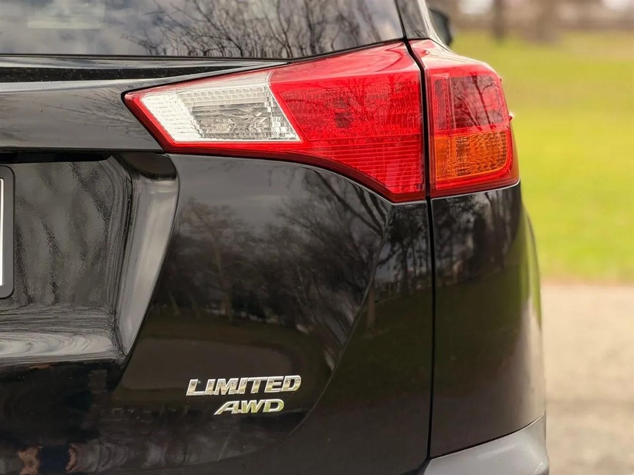Toyota RAV4 Limited AWD 2014