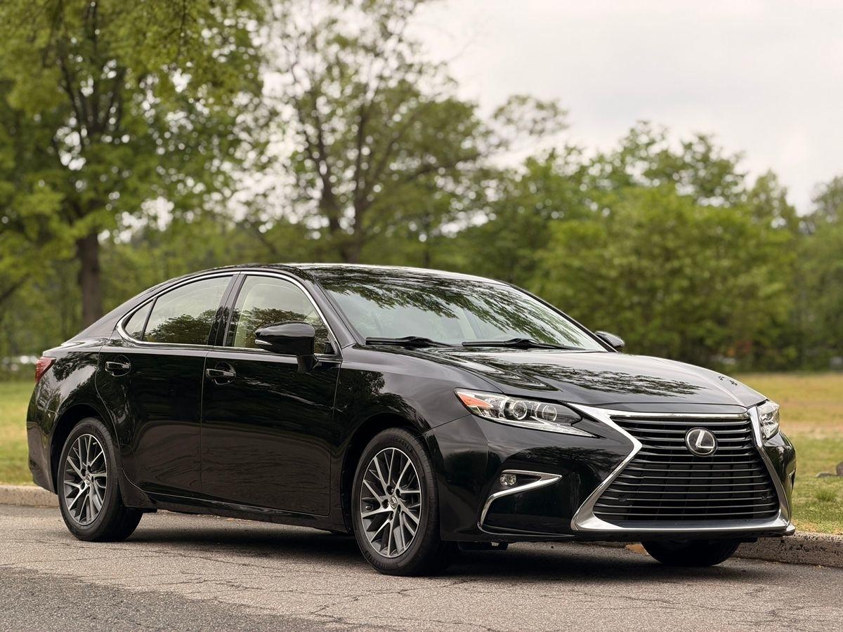 Lexus ES 350  2016