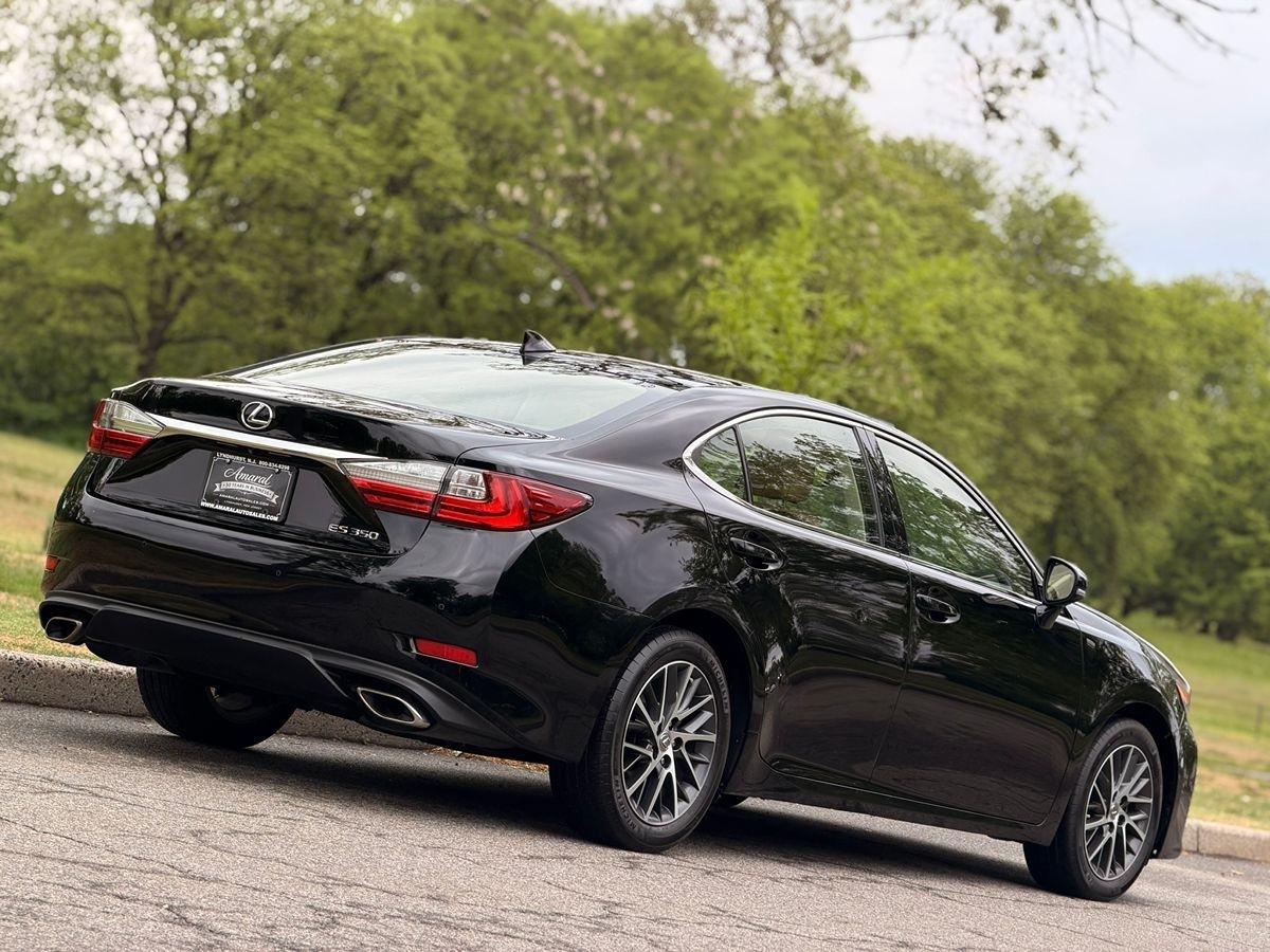 Lexus ES 350  2016