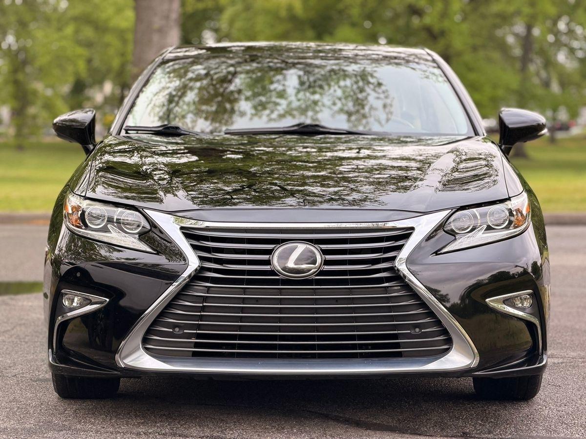 Lexus ES 350  2016