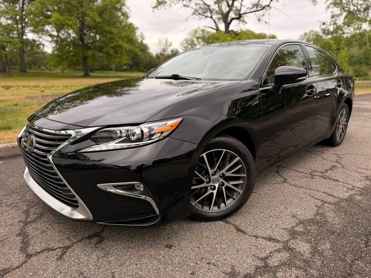 Lexus ES 350  2016