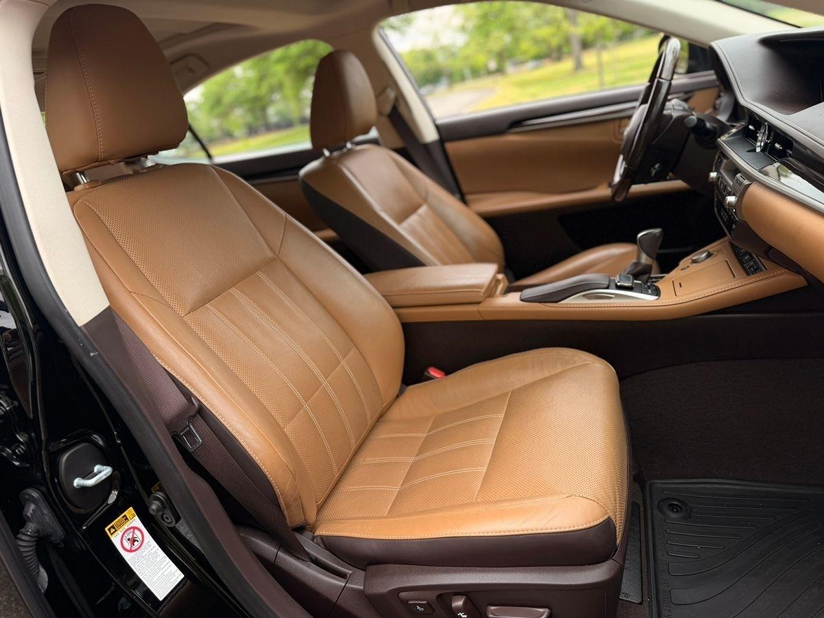 Lexus ES 350  2016