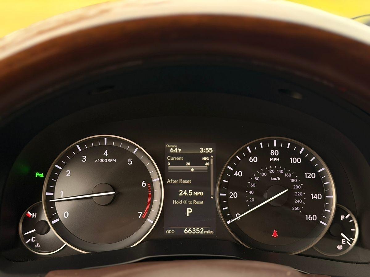 Lexus ES 350  2016