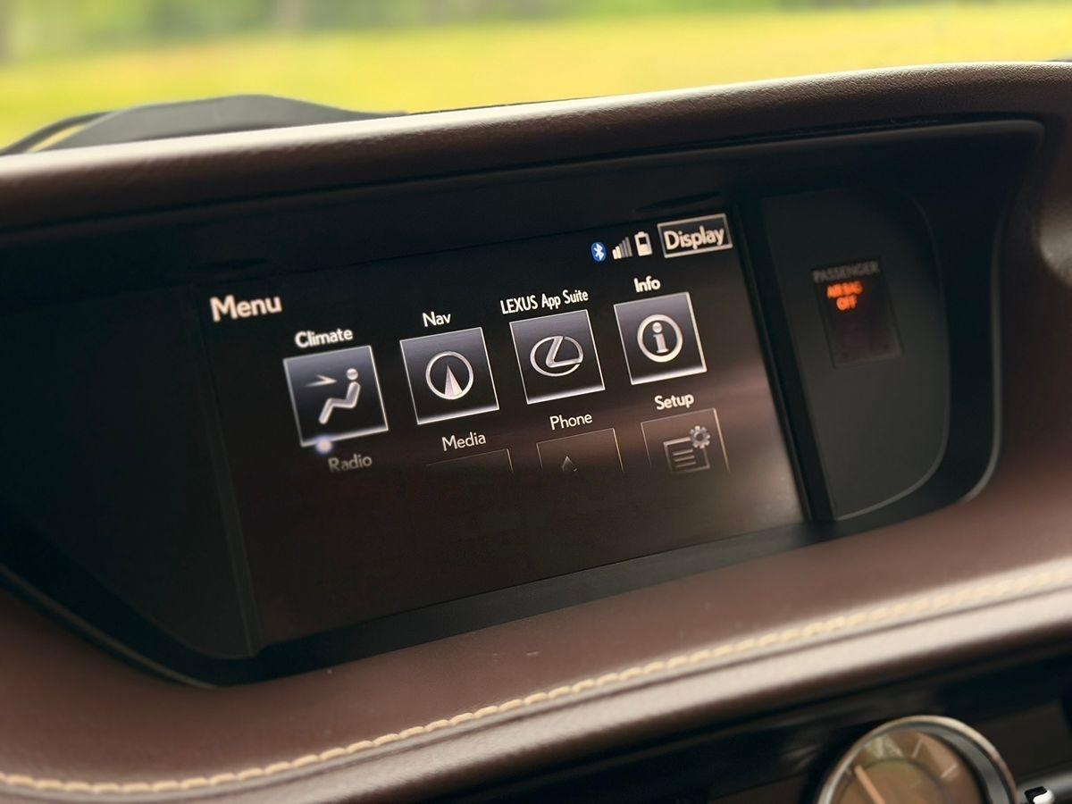 Lexus ES 350  2016