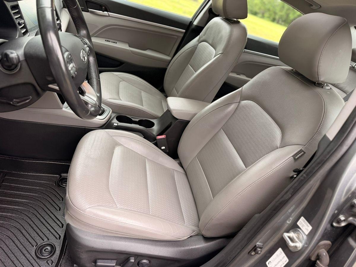Hyundai Elantra  2019