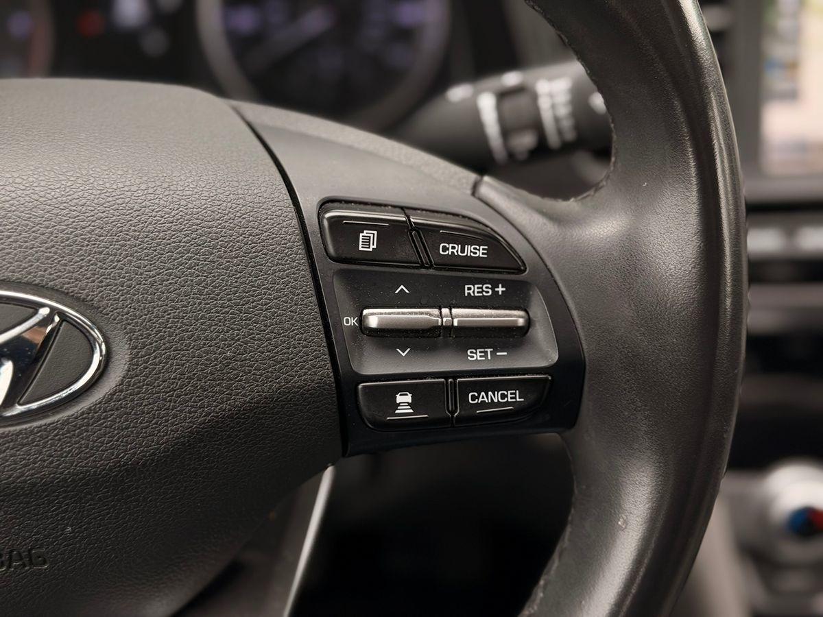Hyundai Elantra  2019