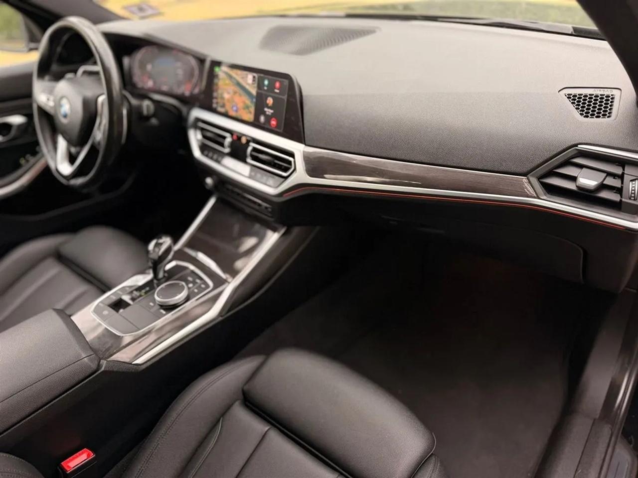 BMW 3-Series 330i xDrive 2019