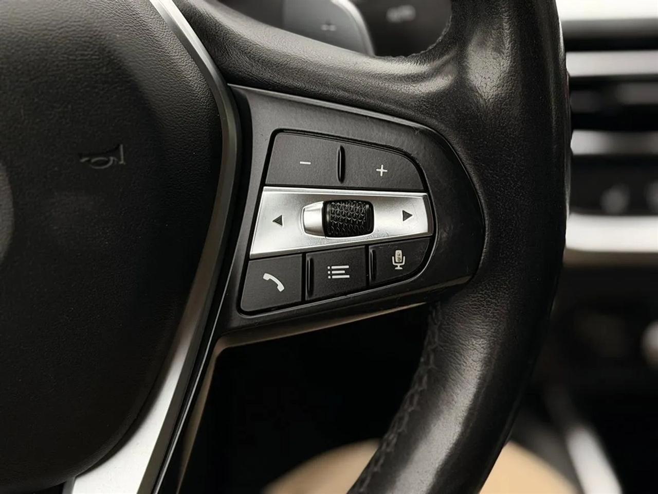 BMW 3-Series 330i xDrive 2019