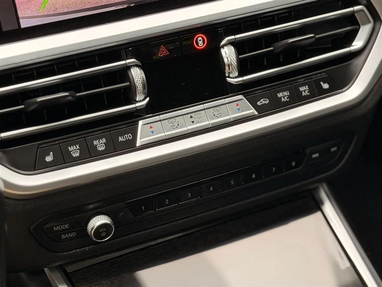 BMW 3-Series 330i xDrive 2019