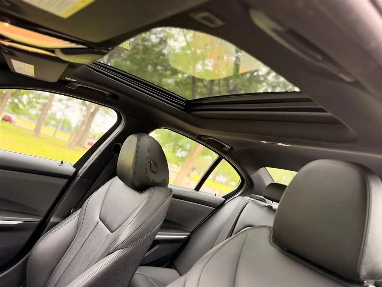 BMW 3-Series 330i xDrive 2019
