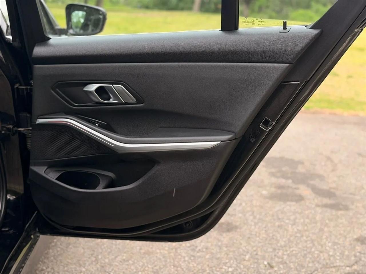 BMW 3-Series 330i xDrive 2019