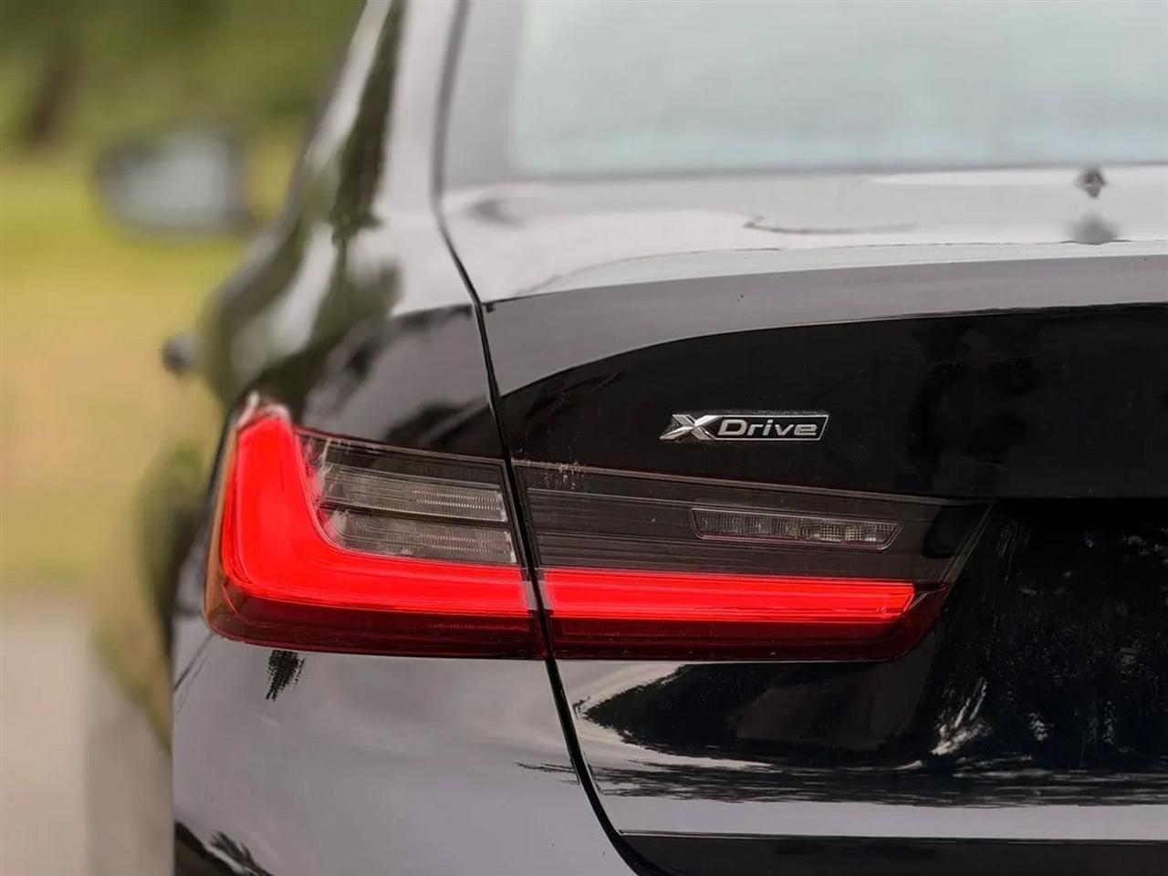 BMW 3-Series 330i xDrive 2019