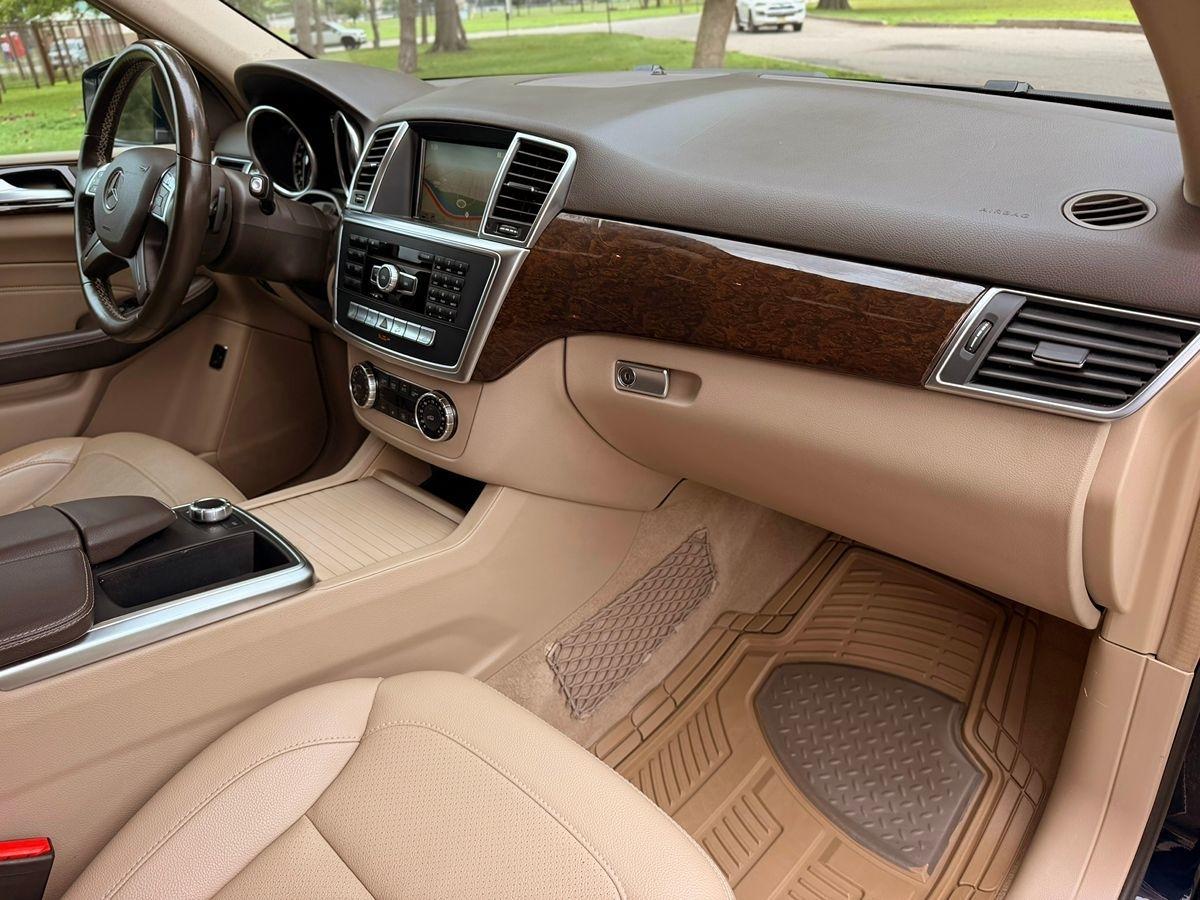 Mercedes-Benz M-Class  2014