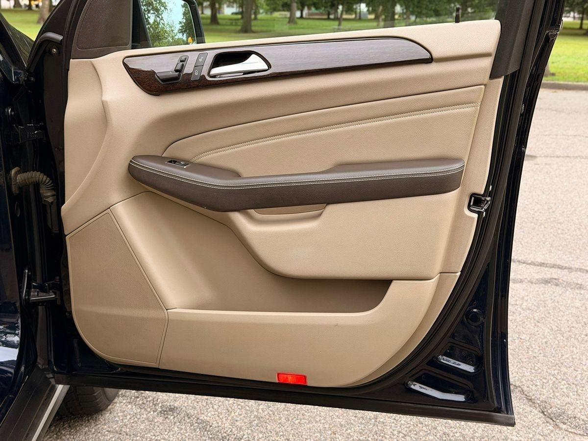 Mercedes-Benz M-Class  2014