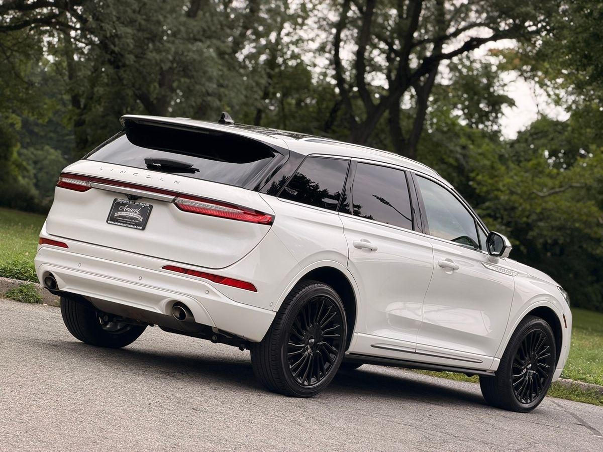 Lincoln Corsair  2021