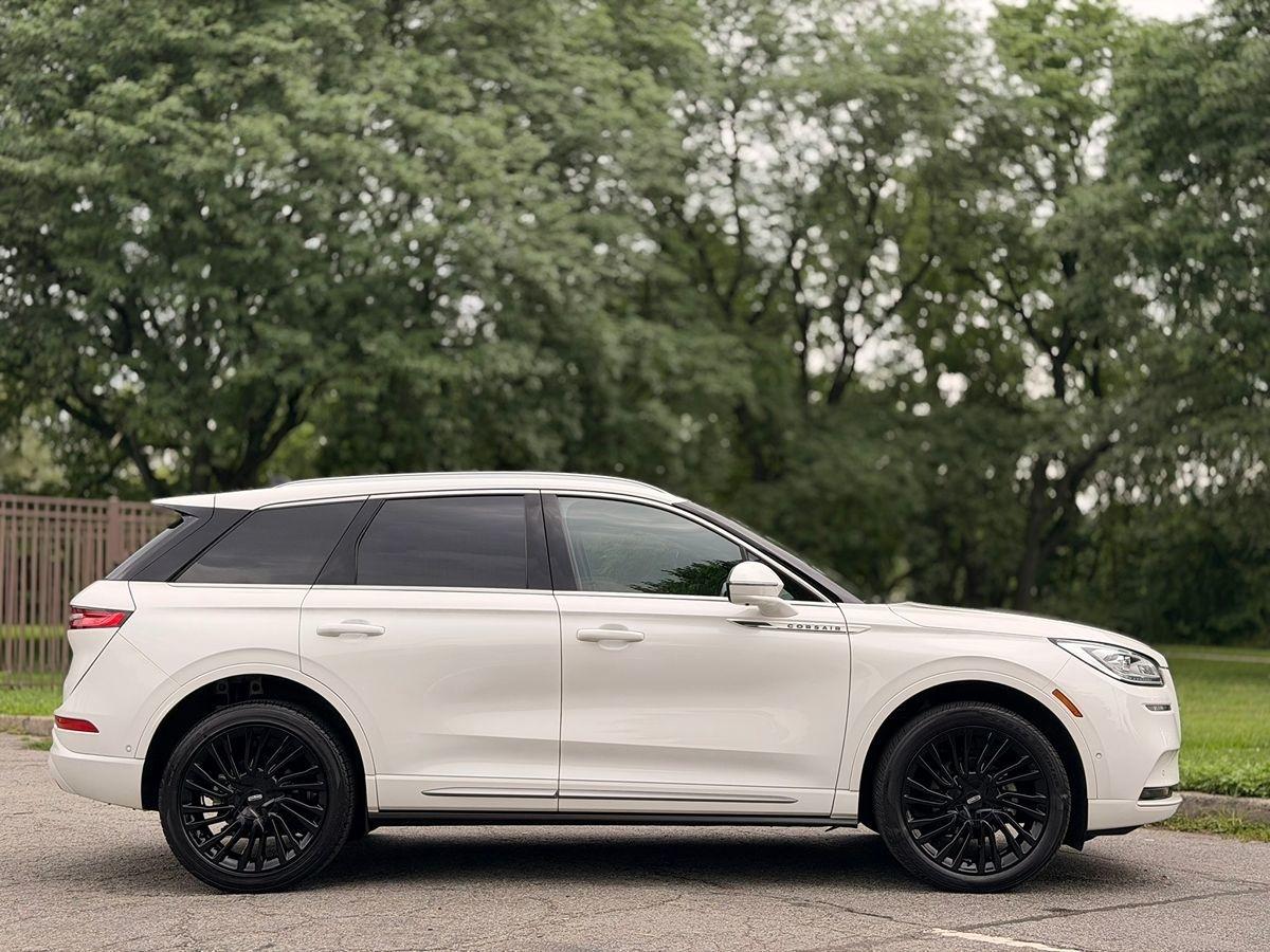 Lincoln Corsair  2021
