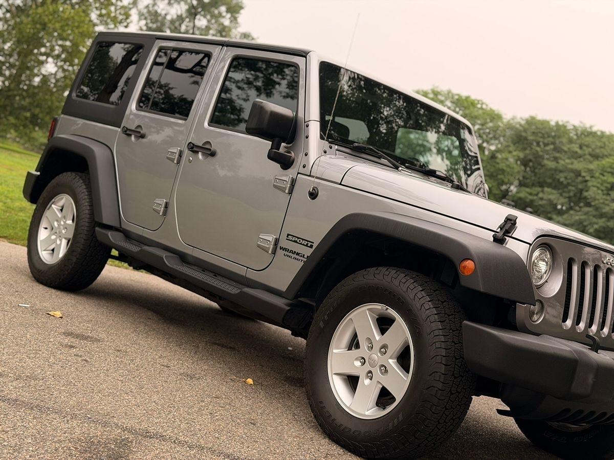 Jeep Wrangler  2017