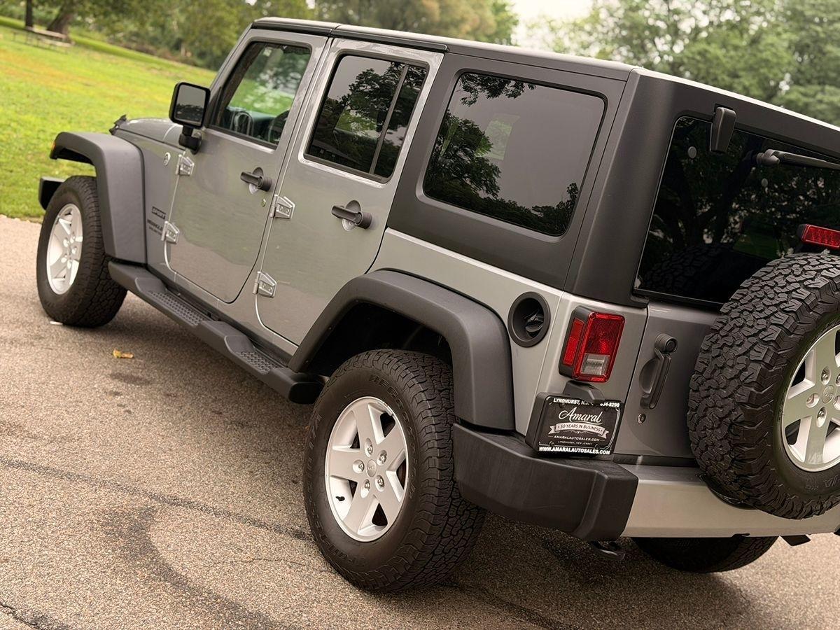 Jeep Wrangler  2017