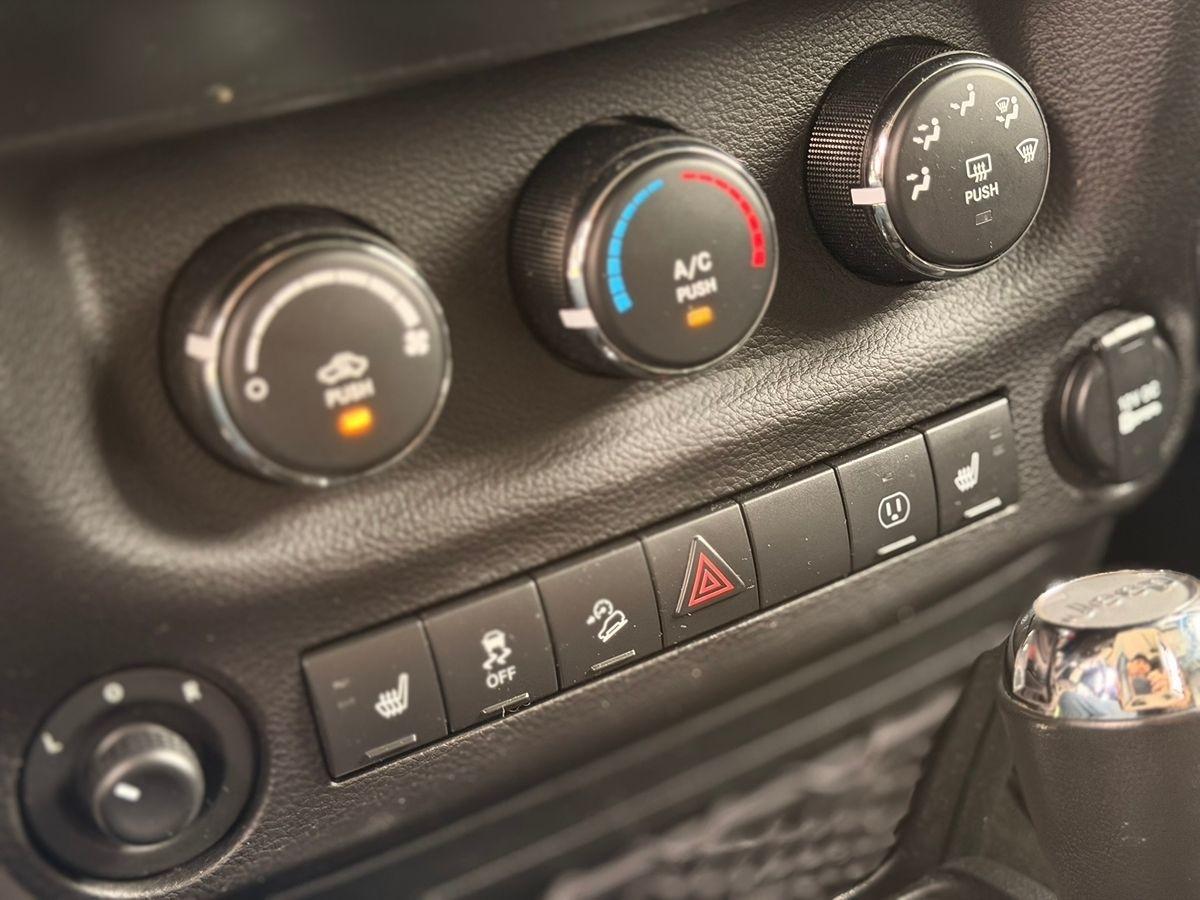 Jeep Wrangler  2017