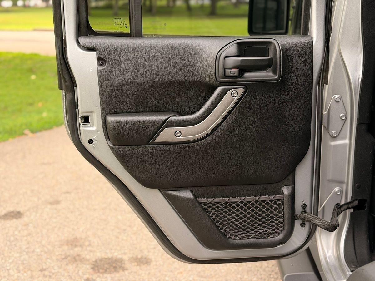 Jeep Wrangler  2017