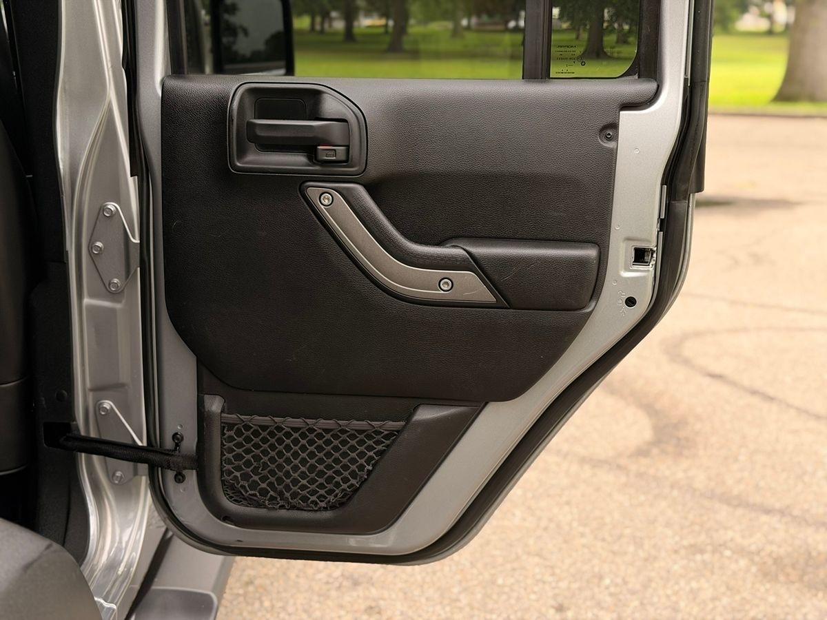 Jeep Wrangler  2017