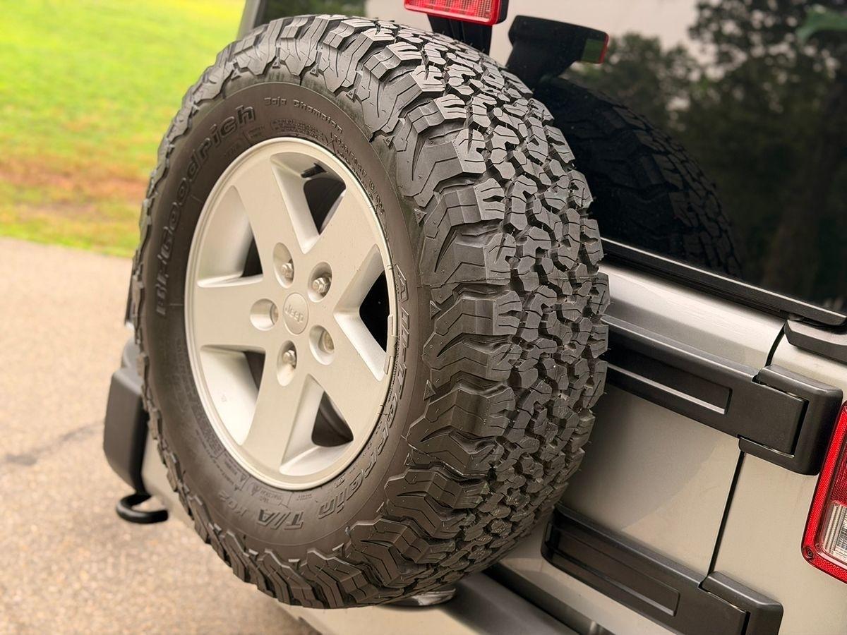 Jeep Wrangler  2017