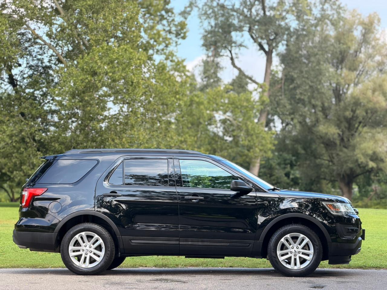 Ford Explorer Base 2017