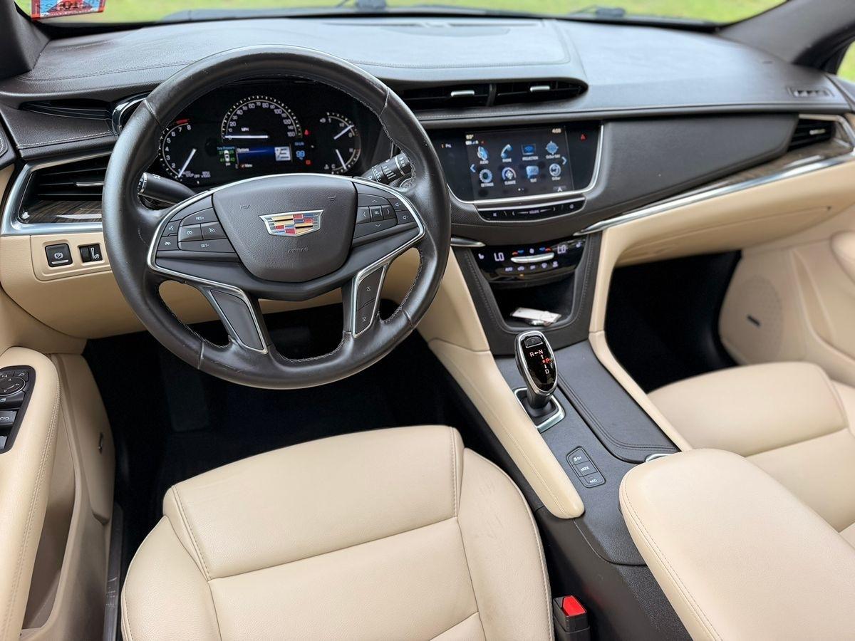 Cadillac XT5  2018