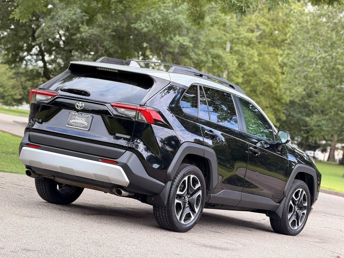 Toyota RAV4  2019