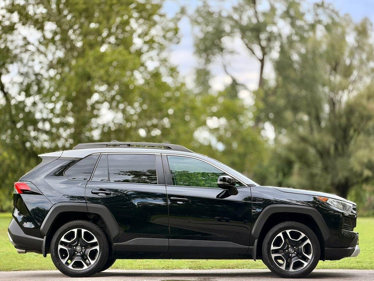 Toyota RAV4  2019