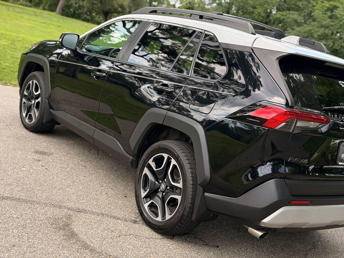 Toyota RAV4  2019