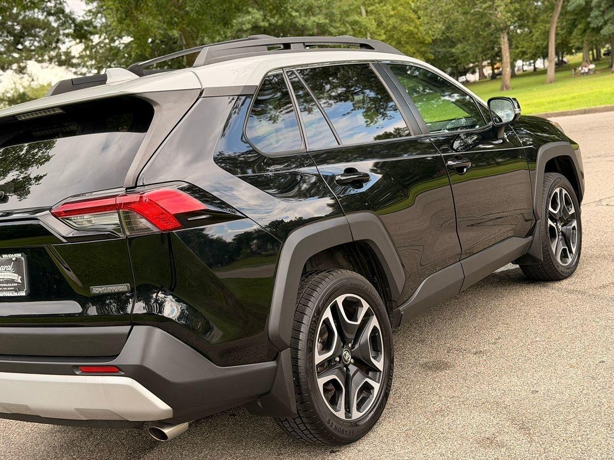 Toyota RAV4  2019