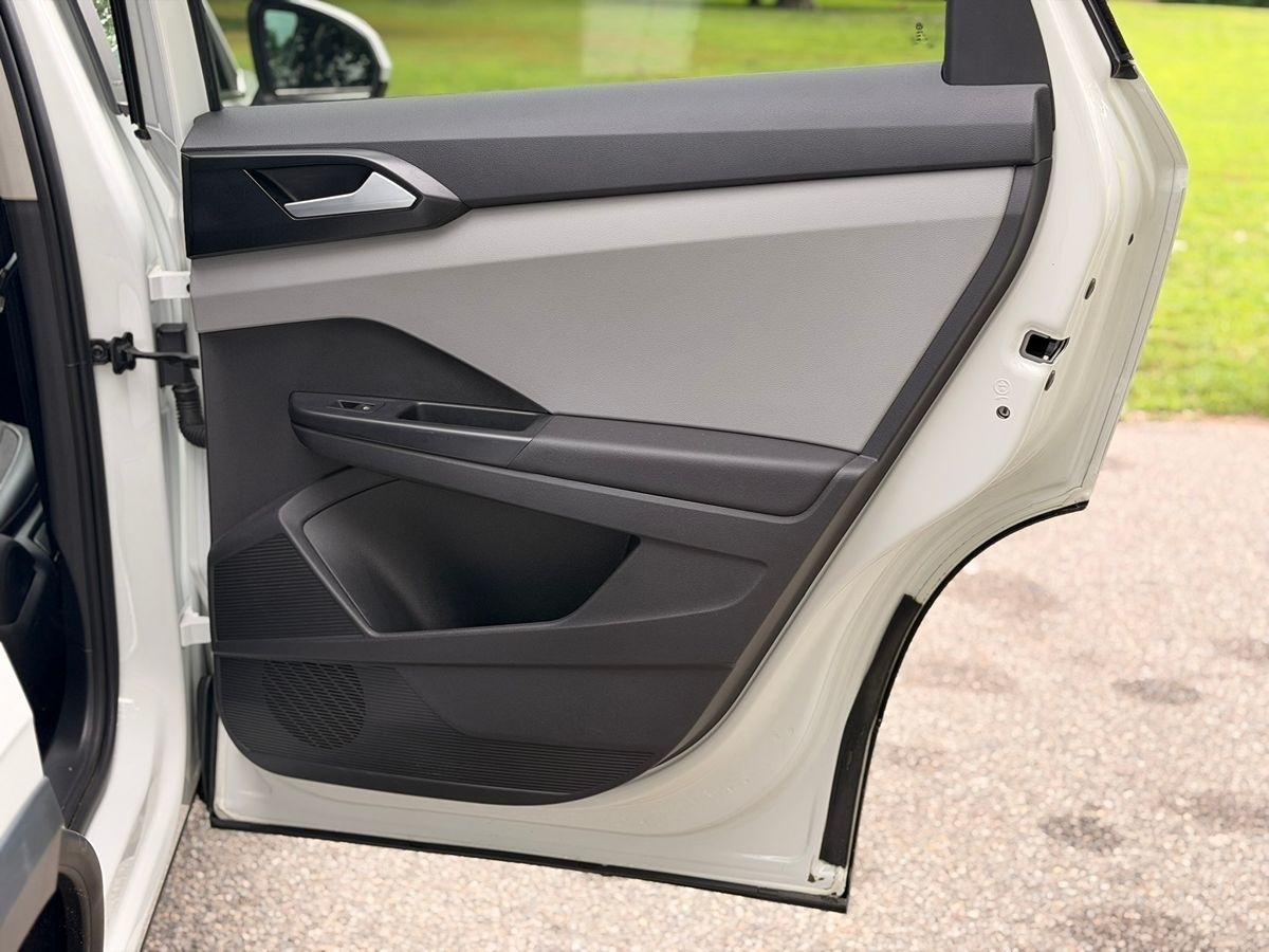 Volkswagen Taos  2022