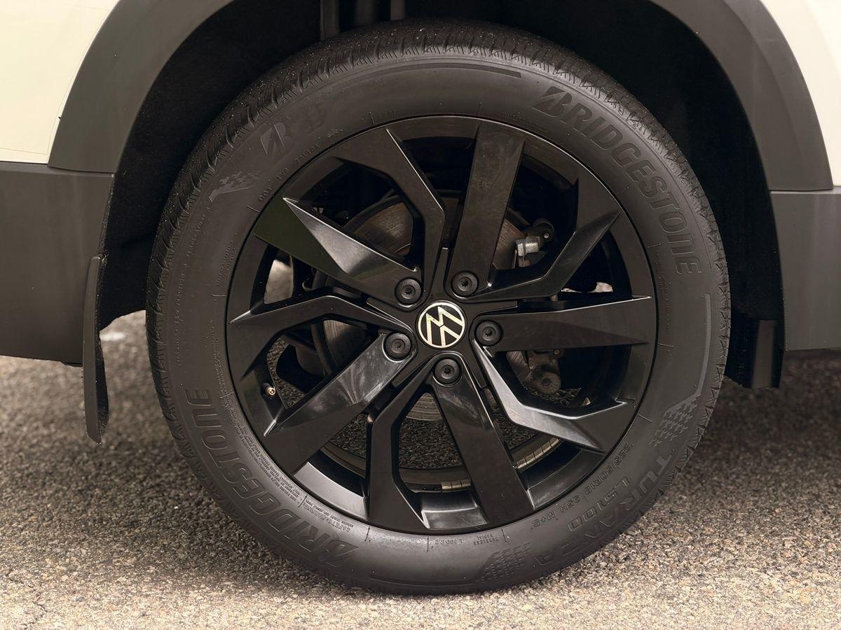 Volkswagen Taos  2022