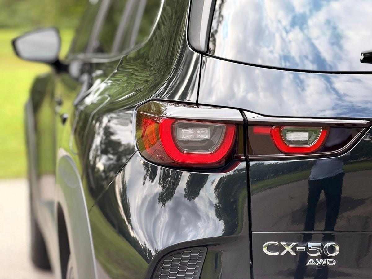 Mazda CX-50  2024