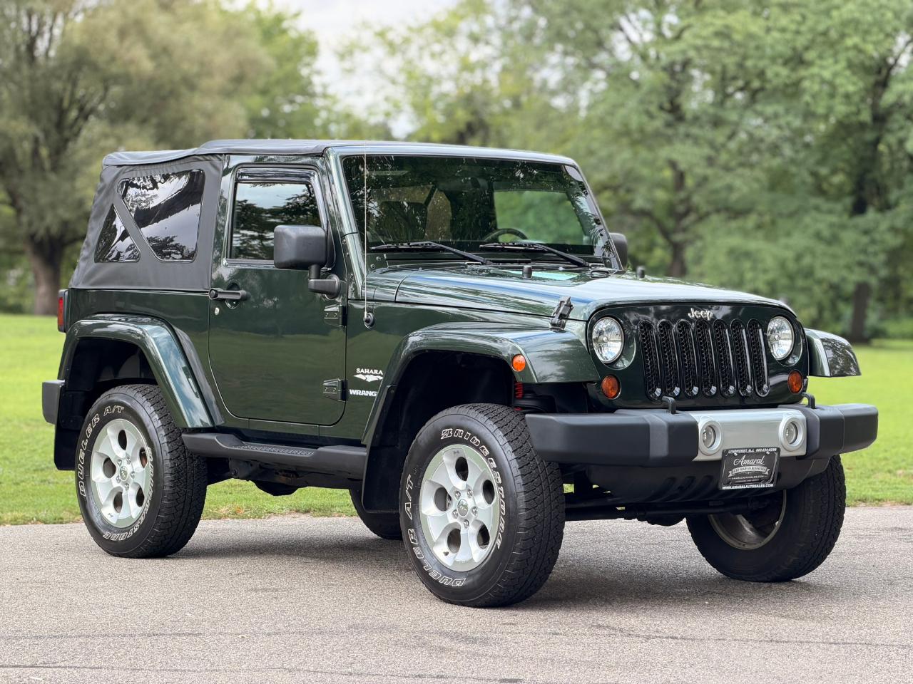 Jeep Wrangler 4WD 2dr Sahara 2010