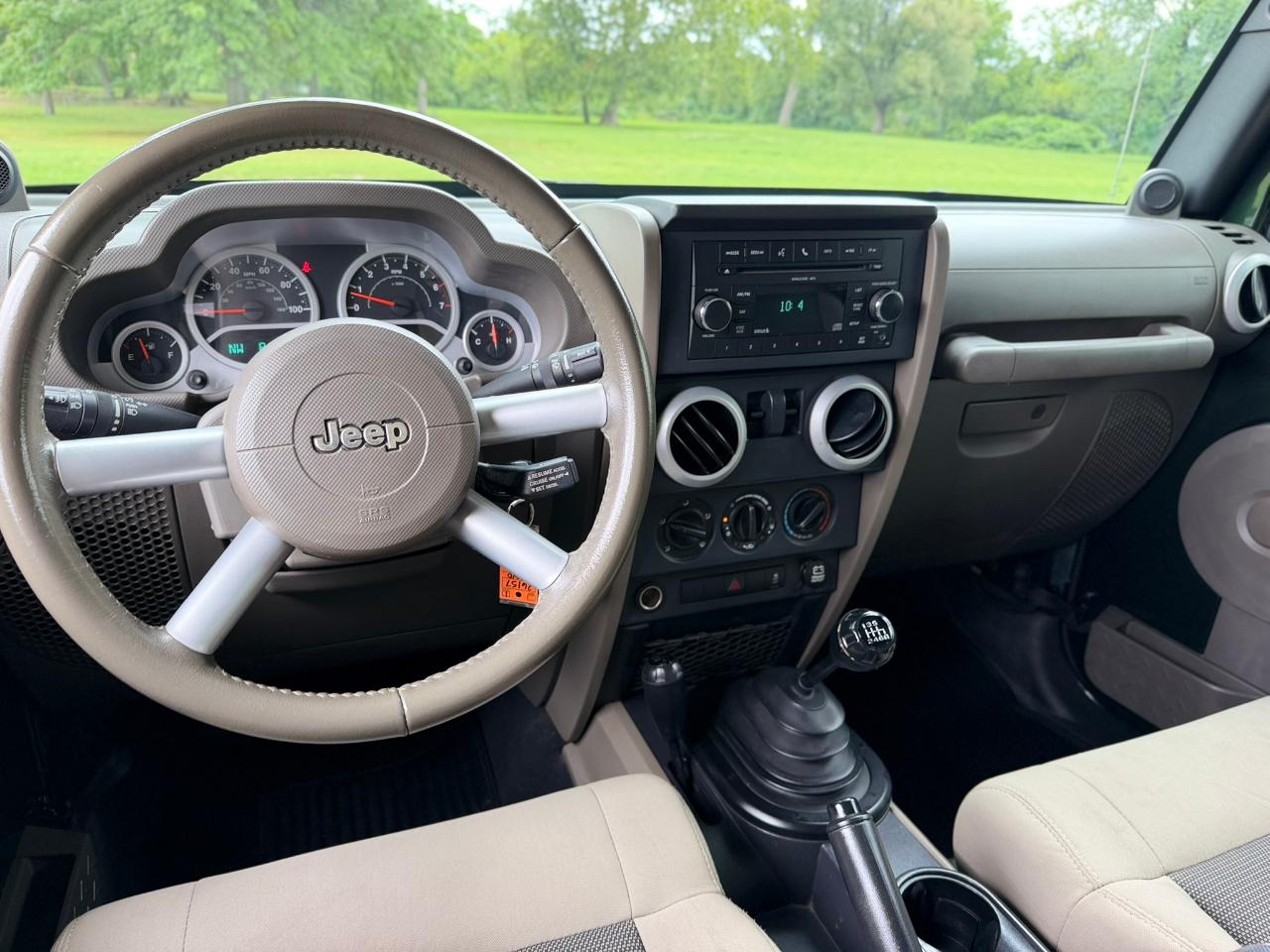 Jeep Wrangler 4WD 2dr Sahara 2010