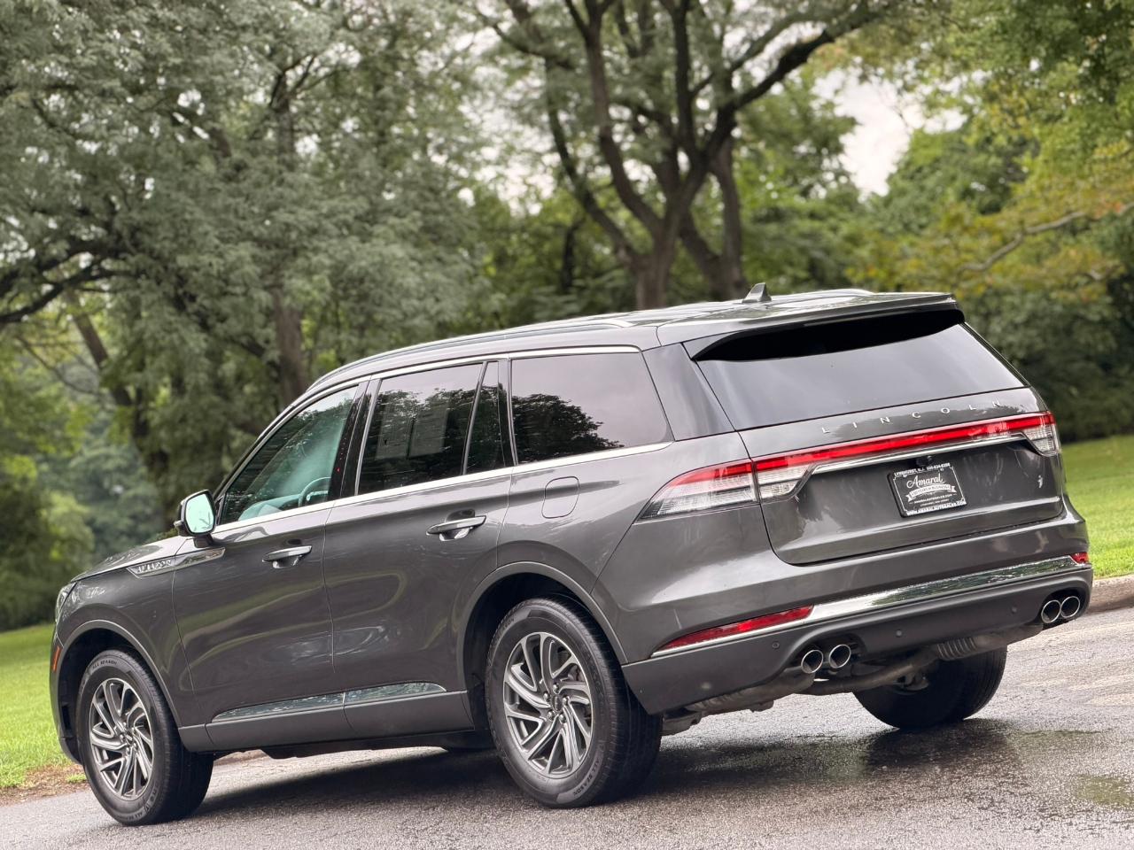 Lincoln Aviator Standard AWD 2020