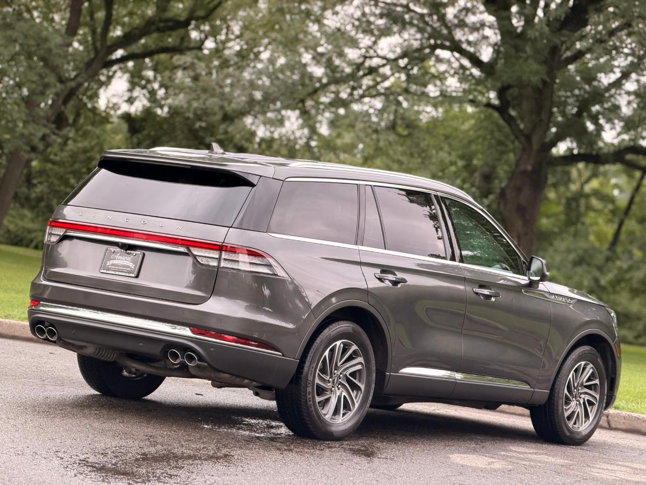 Lincoln Aviator Standard AWD 2020