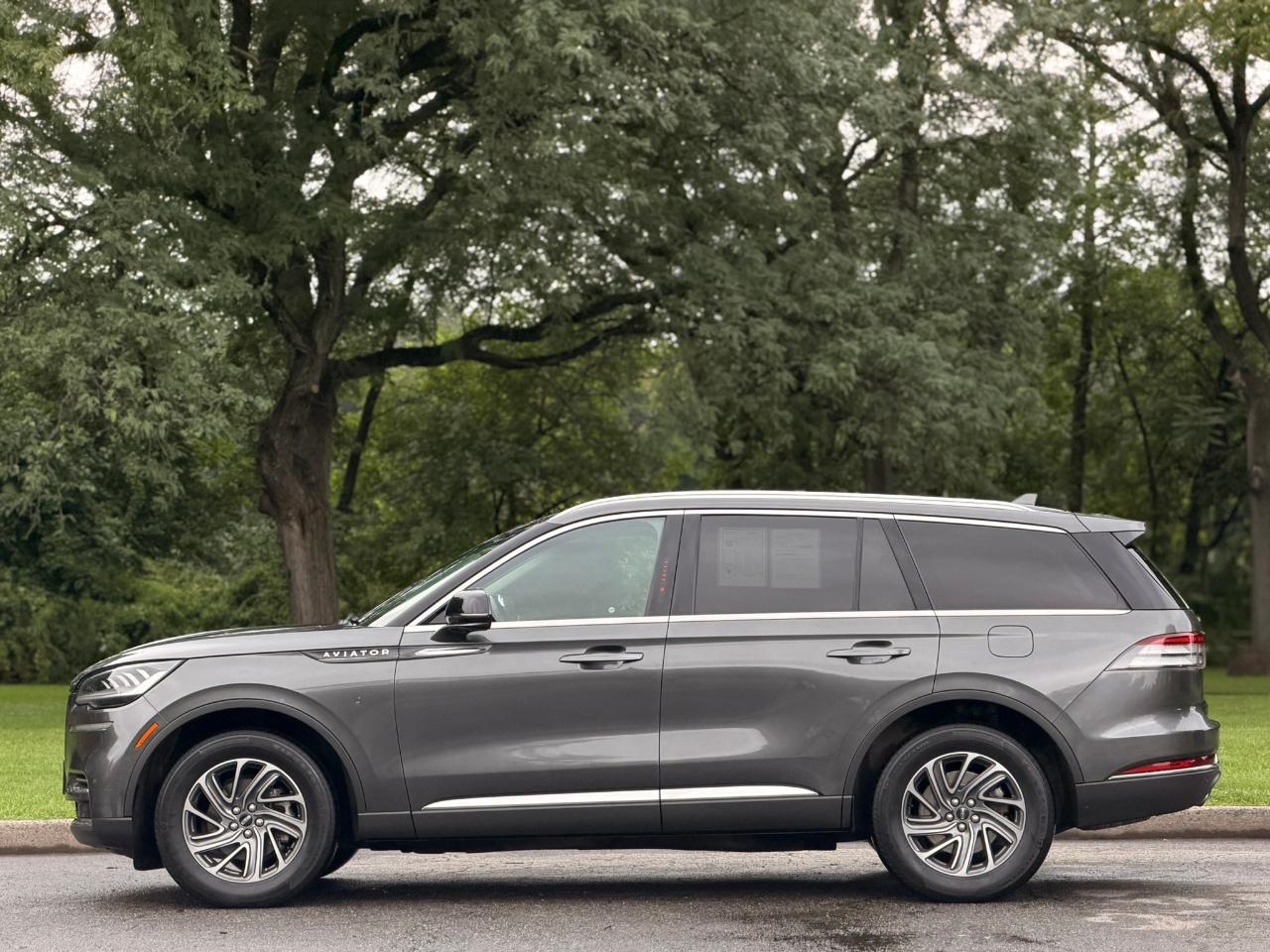 Lincoln Aviator Standard AWD 2020
