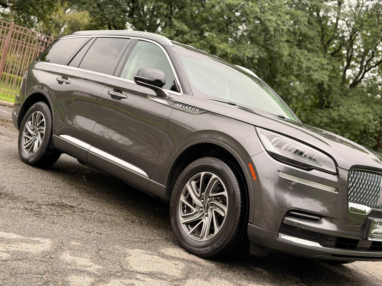 Lincoln Aviator Standard AWD 2020