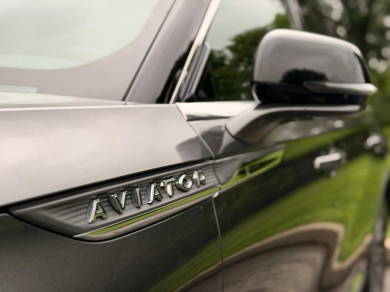 Lincoln Aviator Standard AWD 2020