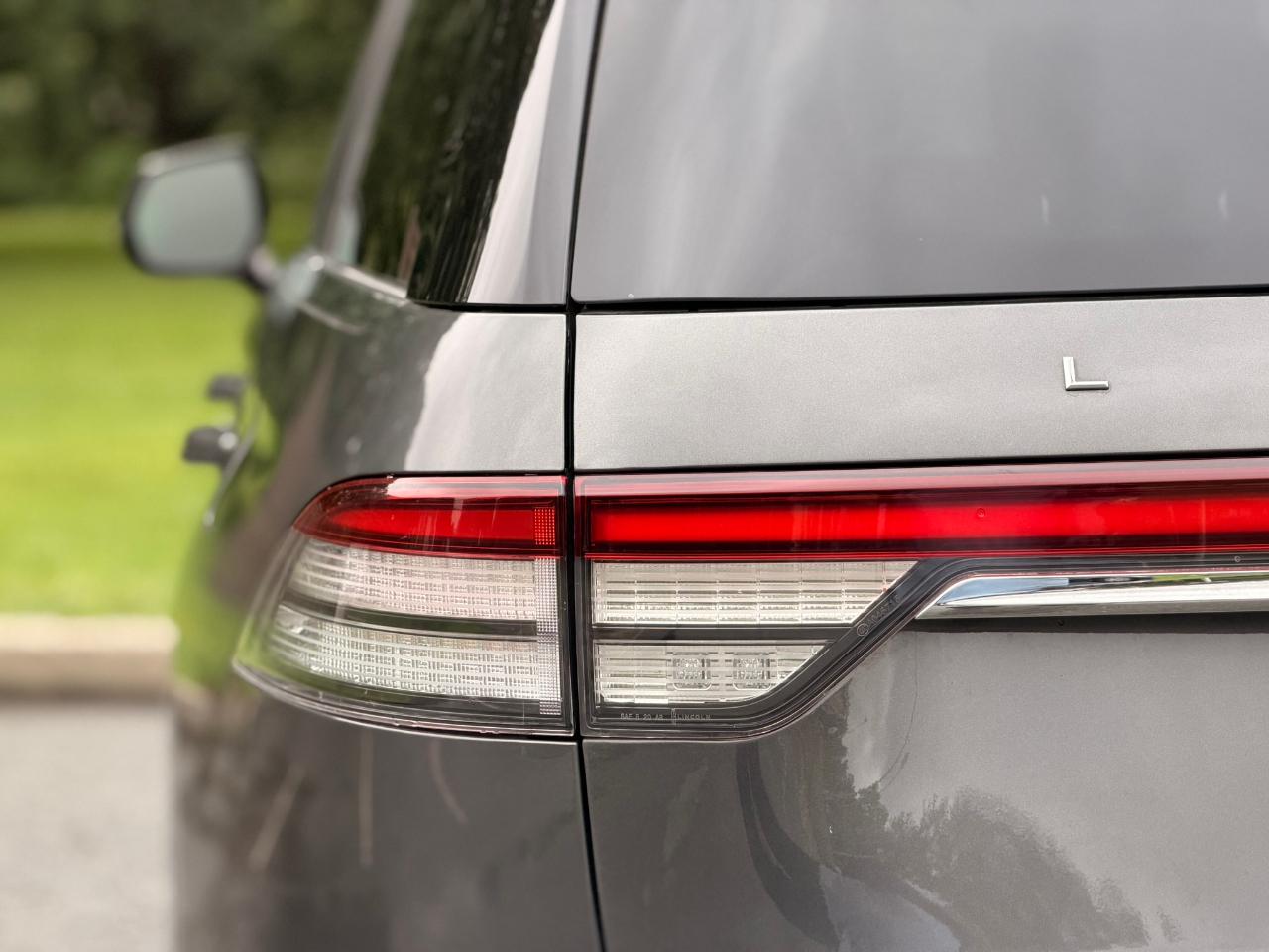 Lincoln Aviator Standard AWD 2020