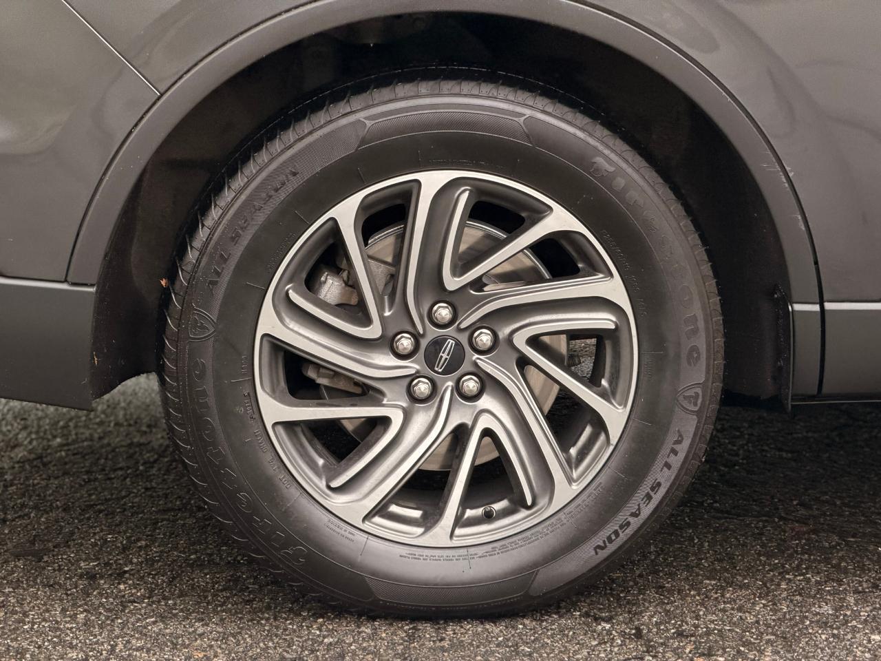 Lincoln Aviator Standard AWD 2020