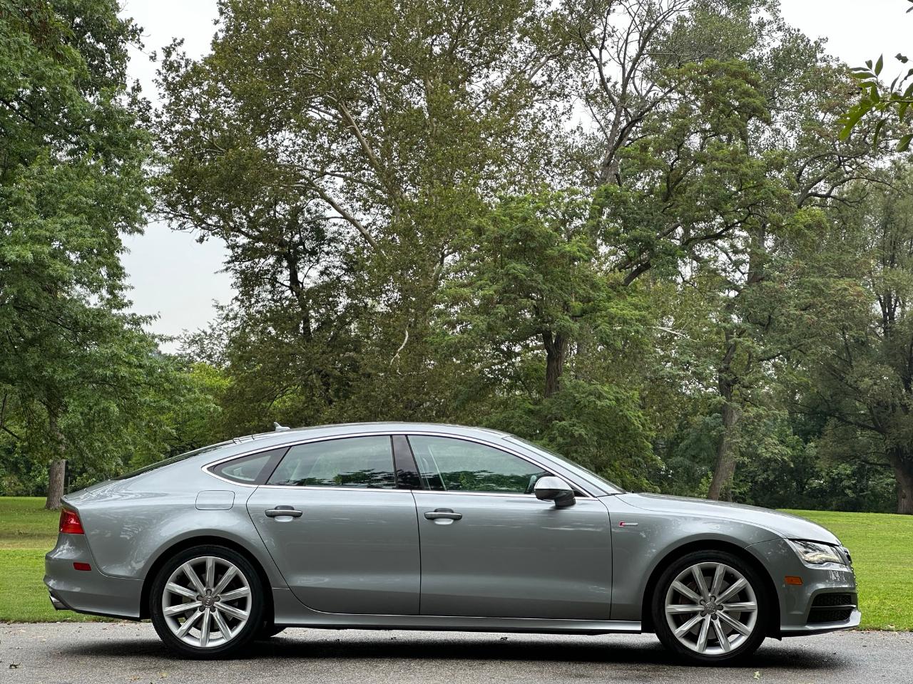 Audi A7 4dr HB quattro 3.0 Premium 2012