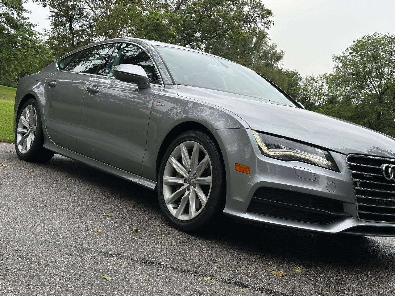 Audi A7 4dr HB quattro 3.0 Premium 2012