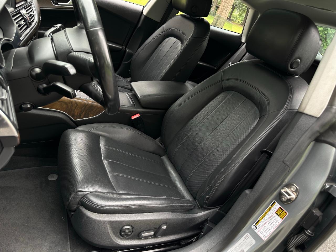 Audi A7 4dr HB quattro 3.0 Premium 2012
