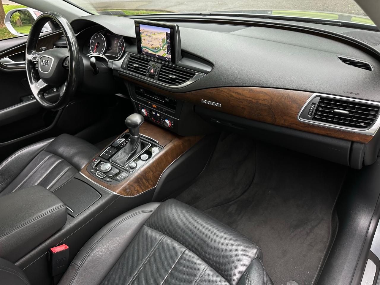 Audi A7 4dr HB quattro 3.0 Premium 2012