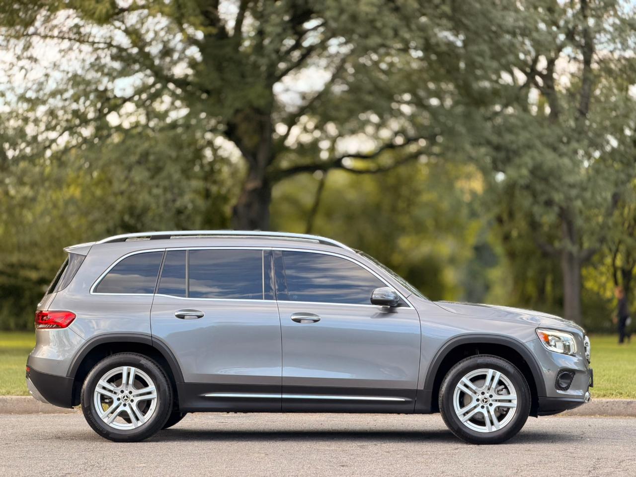 Mercedes-Benz GLB GLB 250 4MATIC SUV 2022