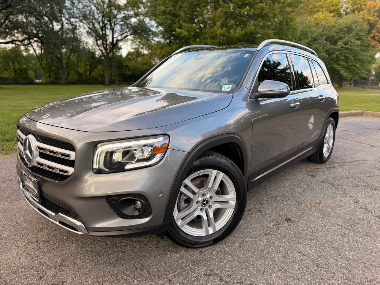 Mercedes-Benz GLB GLB 250 4MATIC SUV 2022